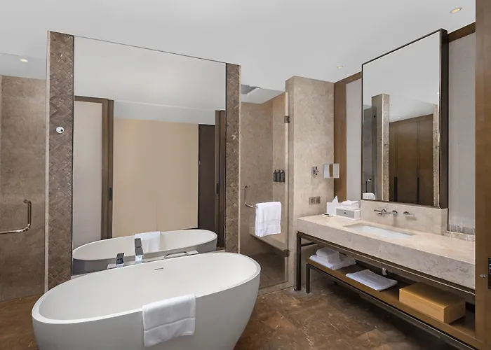 ホテル Sheraton Cebu Mactan マクタン